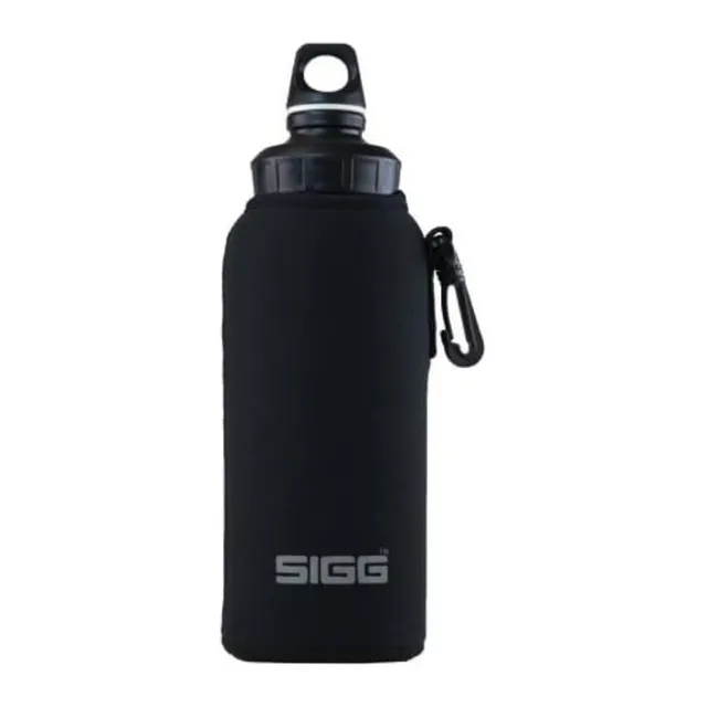 sigg-neoprene-pouch-black-wmb-schutzh-lle-f-r-sigg-trinkflaschen-0-75-l-mit-kara image 1