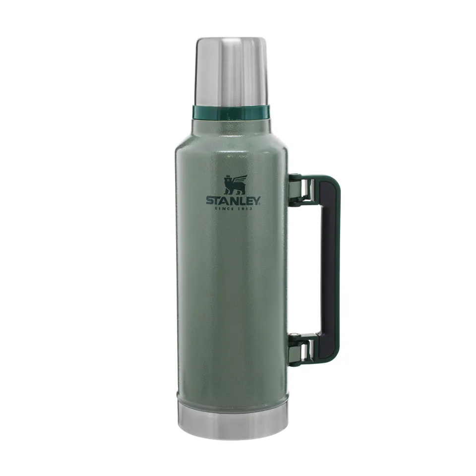 stanley-1913-classic-legendary-thermoskanne-1-9l-32h-hei-kalt-auslaufsicher-sp-l image 1
