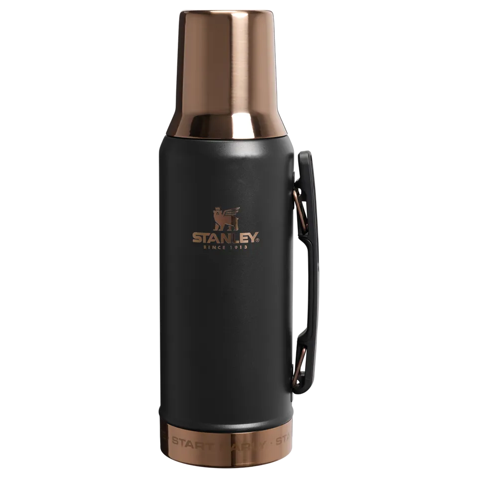 messi-x-stanley-1913-high-precision-flow-mate-system-1-18l-mate-thermoskanne image 1