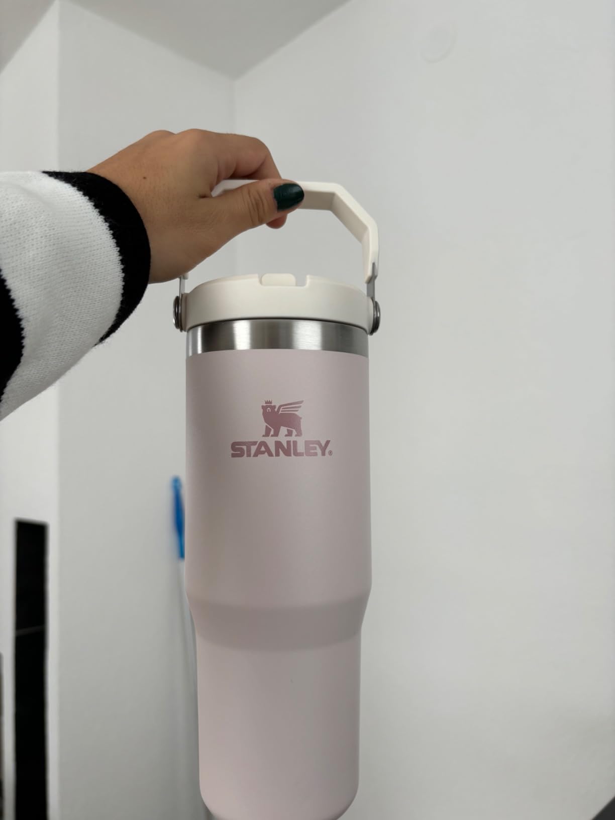 Eiswürfel bleiben