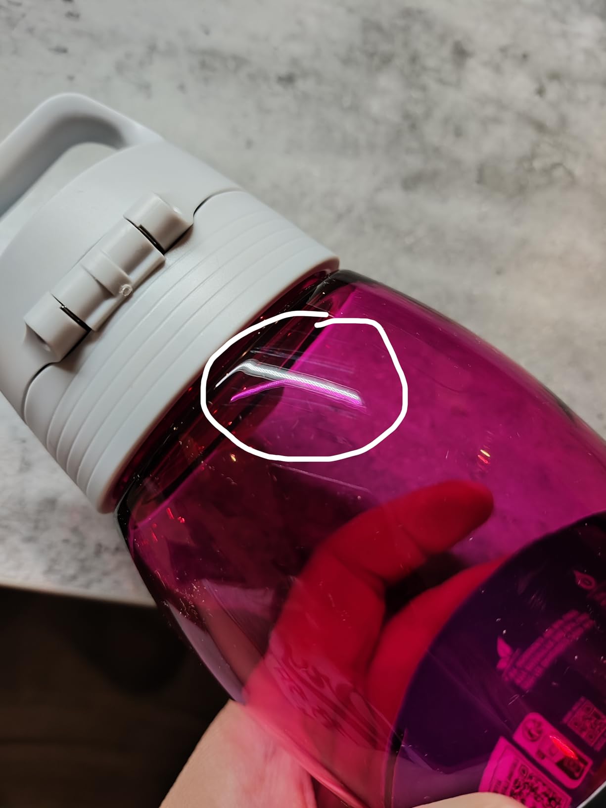Gute Flasche, aber nur für kalte Getränke