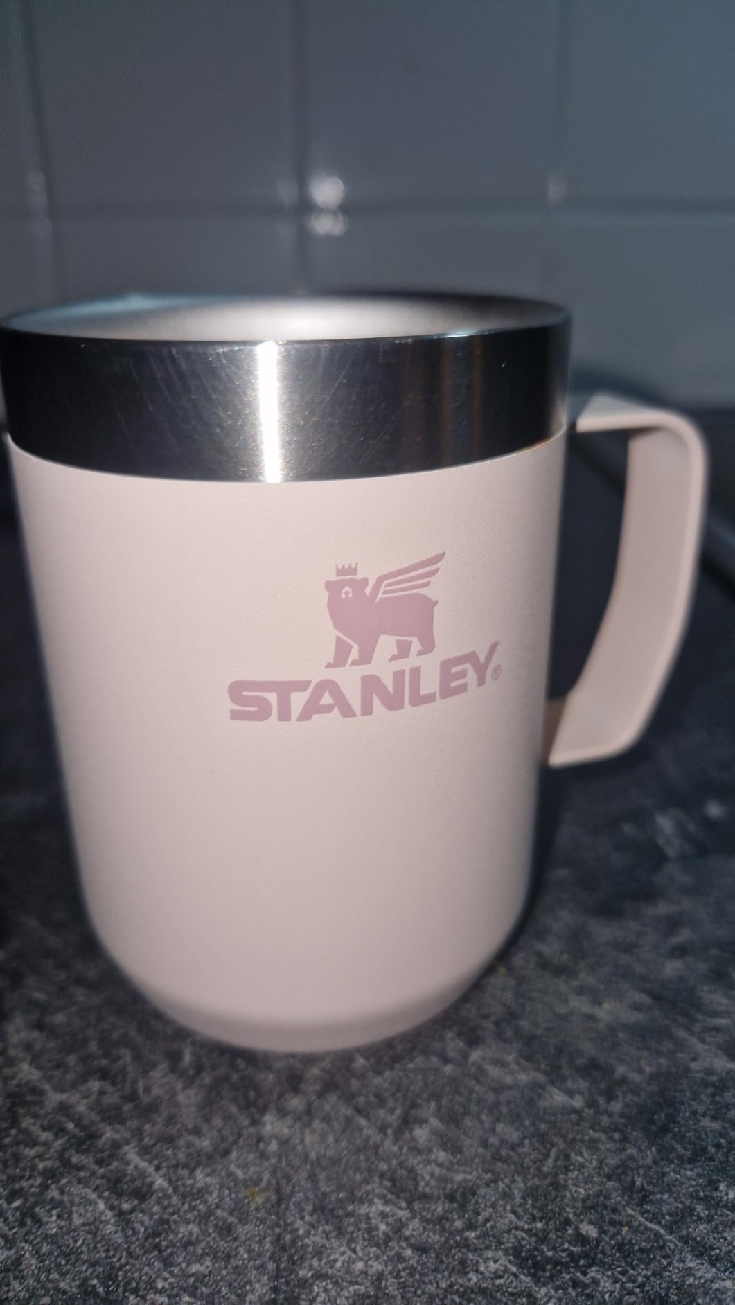 Guter Becher, aber Deckel könnte besser sein