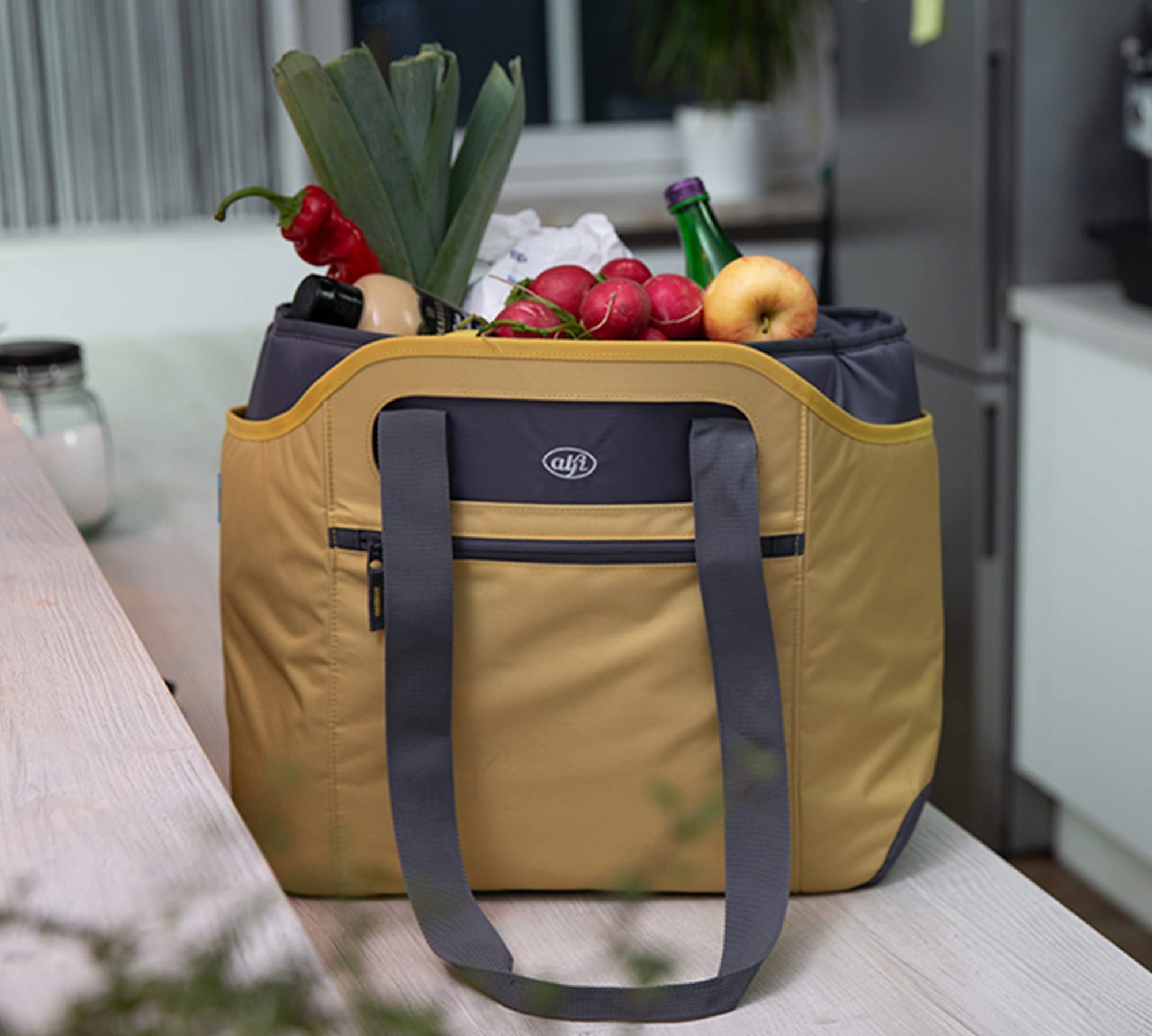 alfi-iso-bag-2in1-23-liter-thermo-k-hltasche-misted-yellow image 2