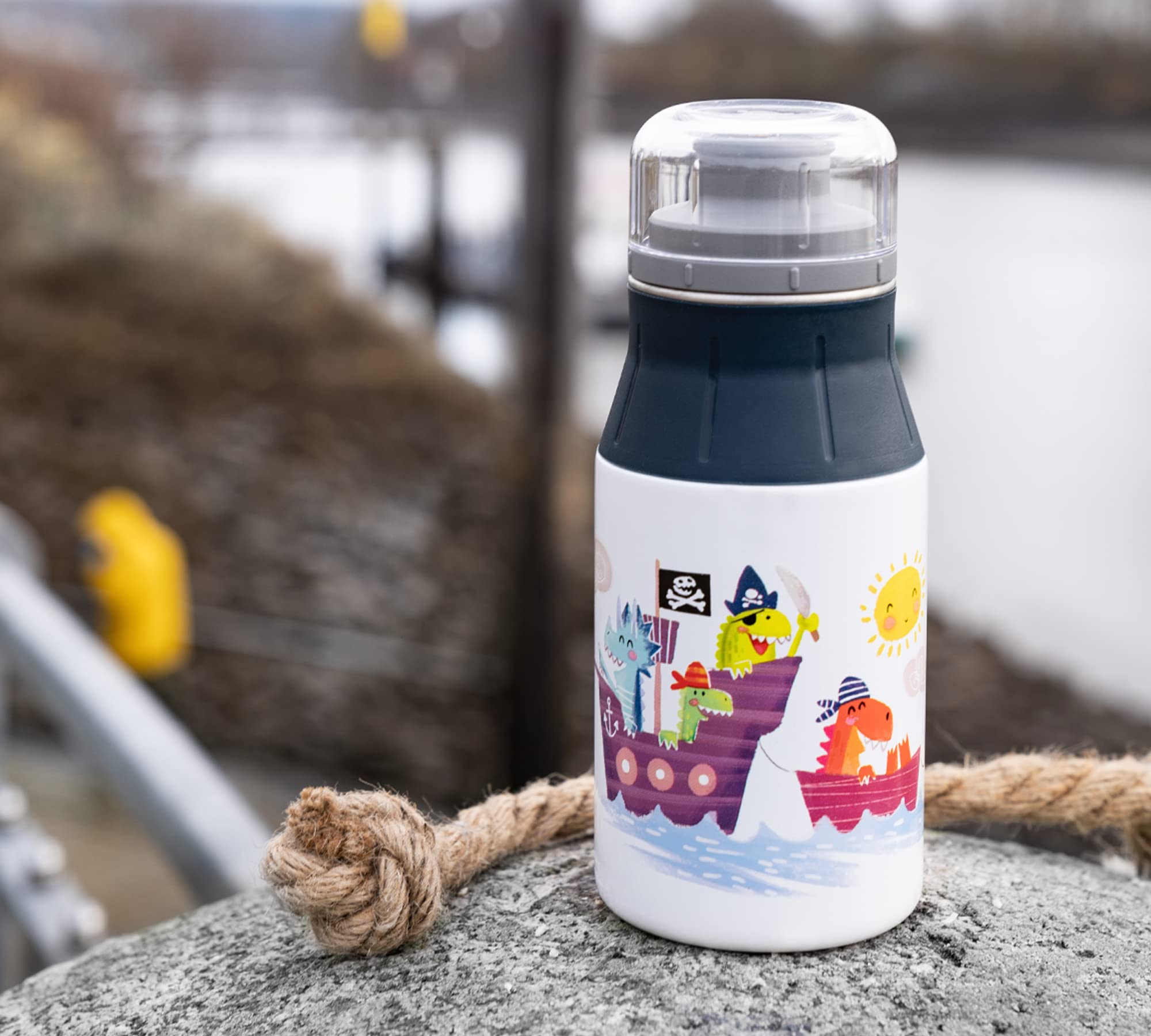 alfi-kids-trinkflasche-0-40-l-edelstahl-kohlens-urefest-auslaufsicher-mit-drehve image 2