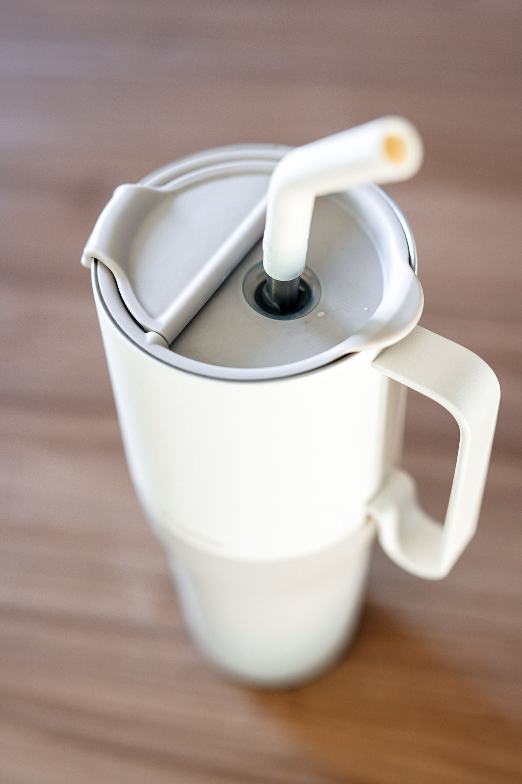 klean-kanteen-rise-tumbler-1064ml-mit-flip-lid-und-trinkhalm-isolierter-thermobe image 4
