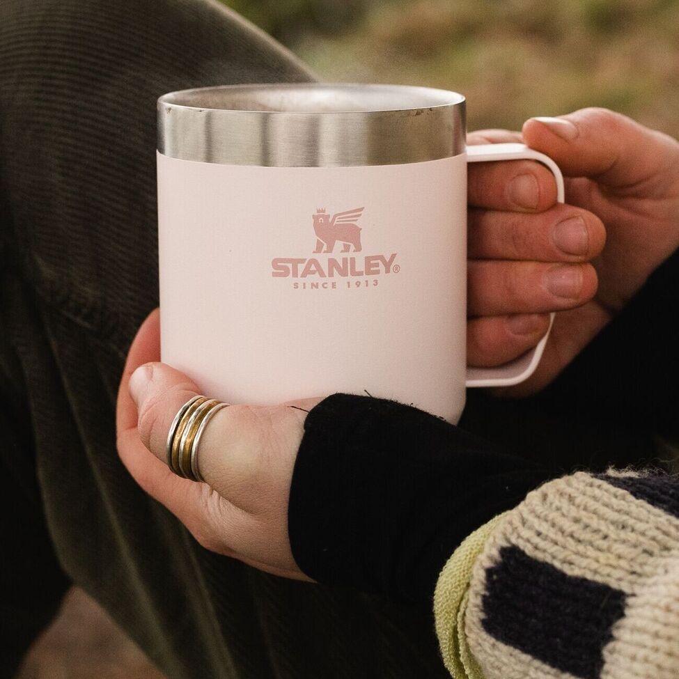 stanley-1913-classic-legendary-camp-mug-0-35-l-isolierbecher-f-r-camping-persona image 3